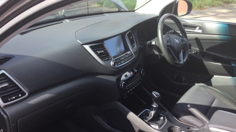 Hyundai Tucson 1.6 GDi Blue Drive SE Nav 5dr 2WD Petrol Estate